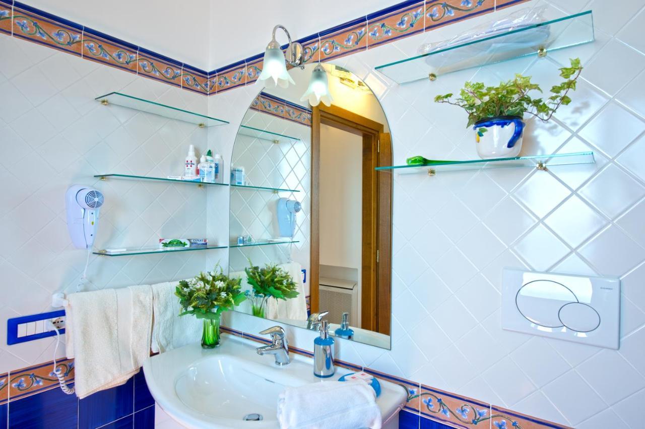 Villa Rosinella Amalfi Luaran gambar